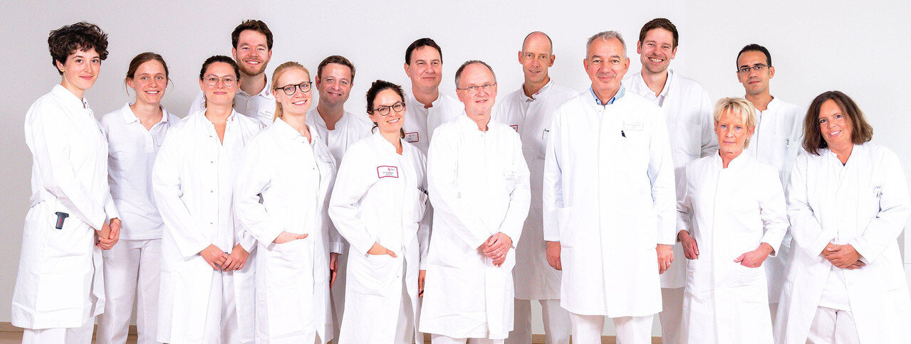 Das gesamte Team der Chirurgie im Gruppenfoto.