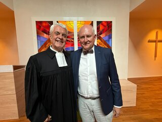 Prof. Dr. Traugott Schächtele mit seinem Nachfolger Dr. Frank Wertheimer © EDKH_Decker
